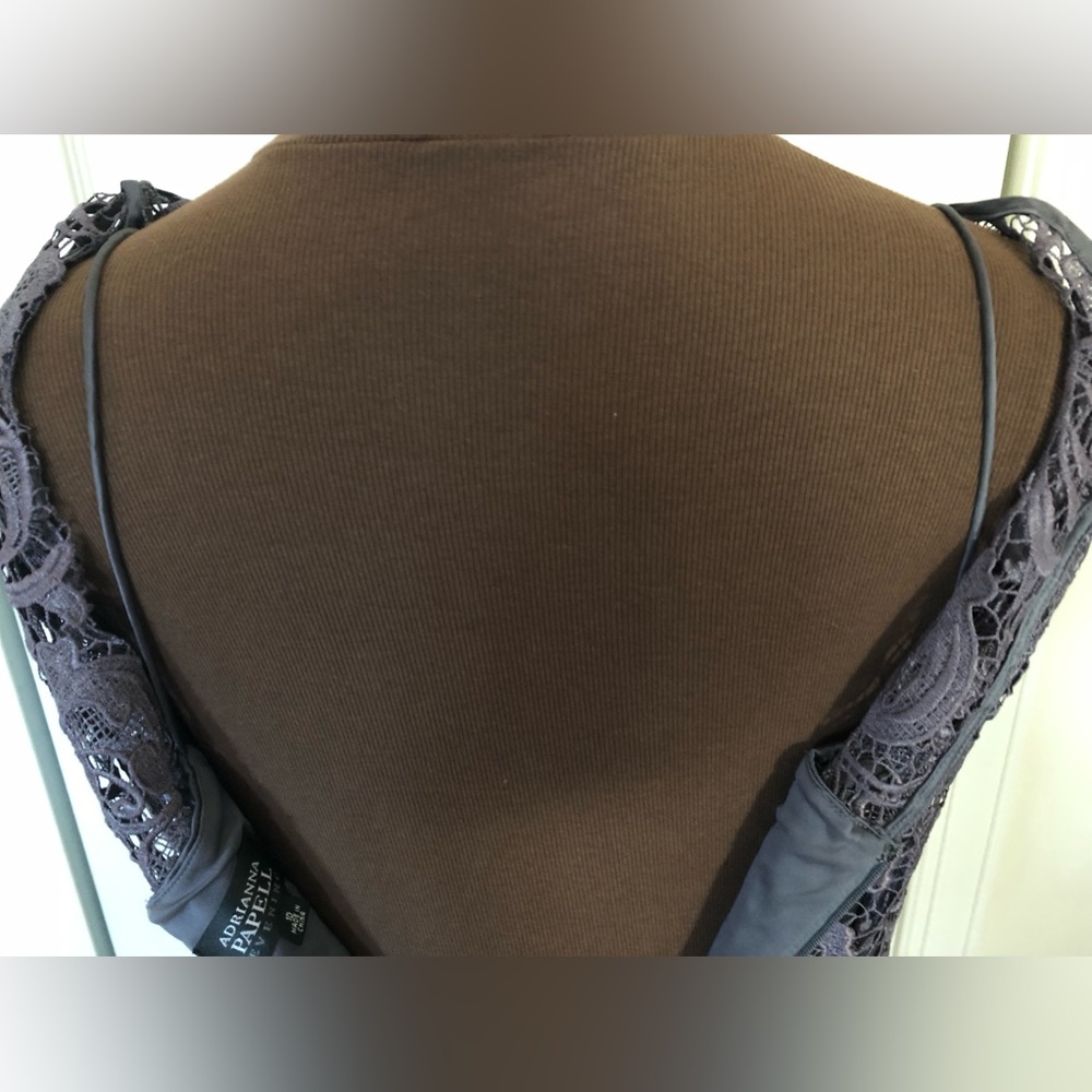 NWT Price Drop‼️Adrianna Papell. Mid-Gray Short to Midi, Lace Dress. Size:4 - Picture 9 of 11